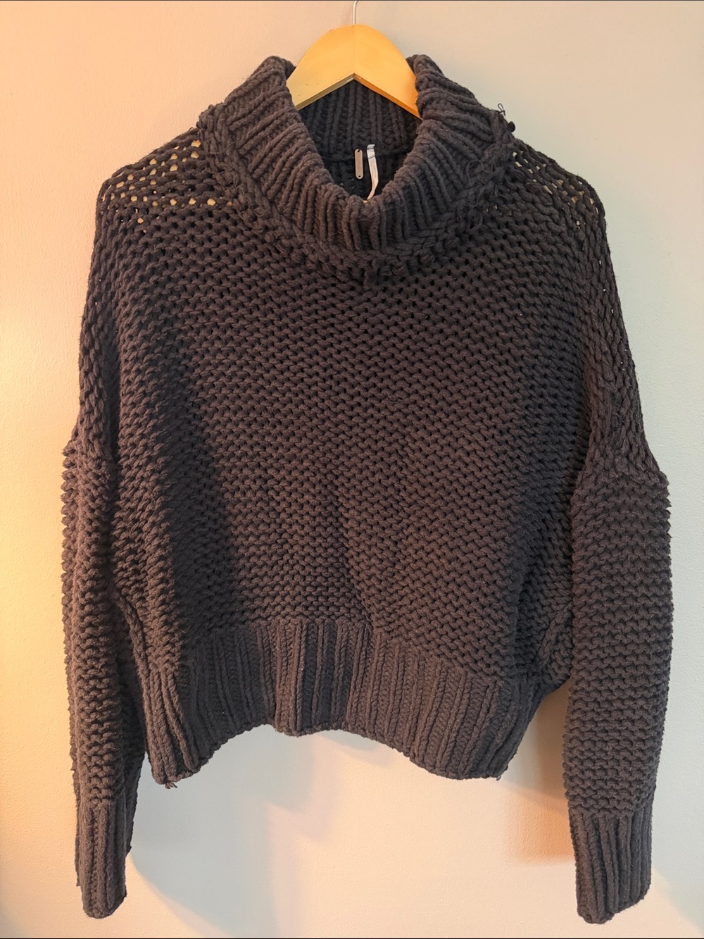 Free people chunky knit sweatshirt size L